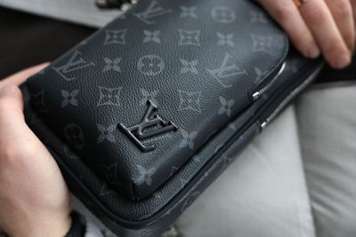 Чоловіча сумка Louis Vuitton Avenue Slingbag Monogram Eclipse Grey 77262-В наявності фото