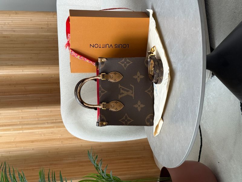 Жіноча сумка Louis Vuitton OnTheGo PM Monogram Reverse Canvas 991225-В наявності фото